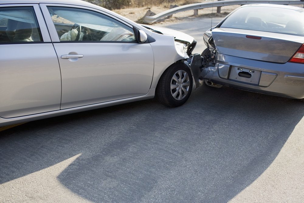 Wypadek samochodem z wypożyczalni – zasady postępowania